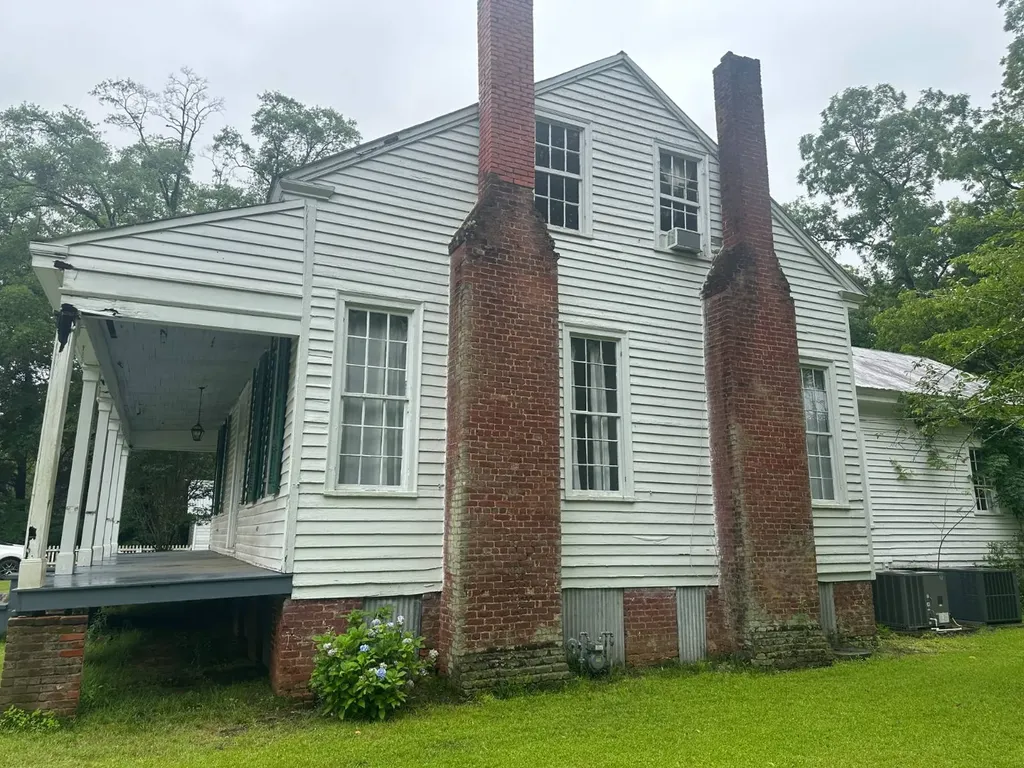 324 Centenary Street Valley Grande AL 36701