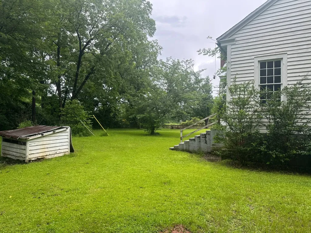 324 Centenary Street Valley Grande AL 36701