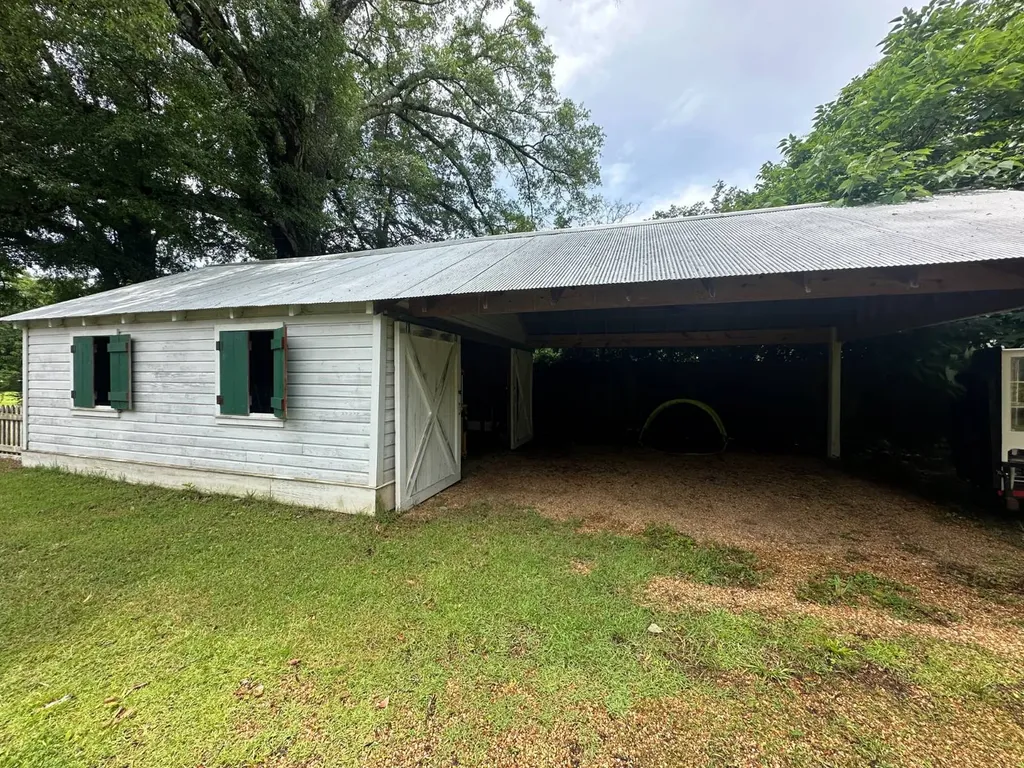 324 Centenary Street Valley Grande AL 36701