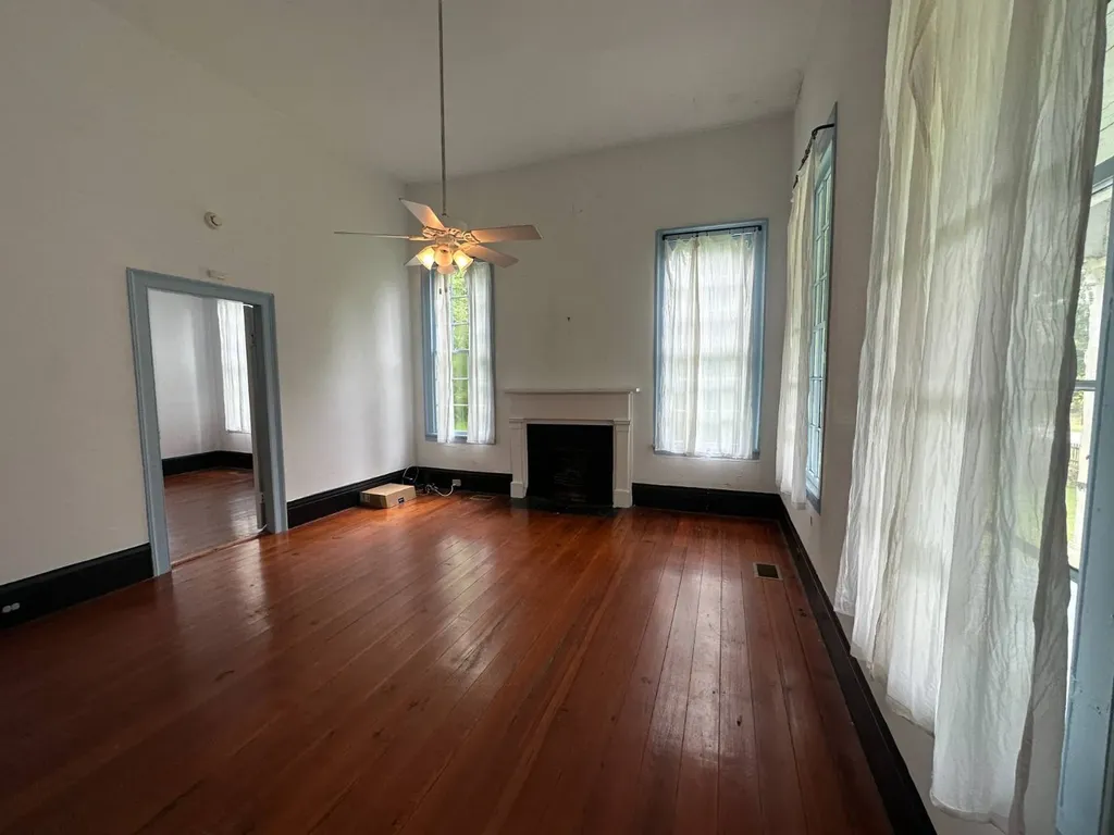 324 Centenary Street Valley Grande AL 36701