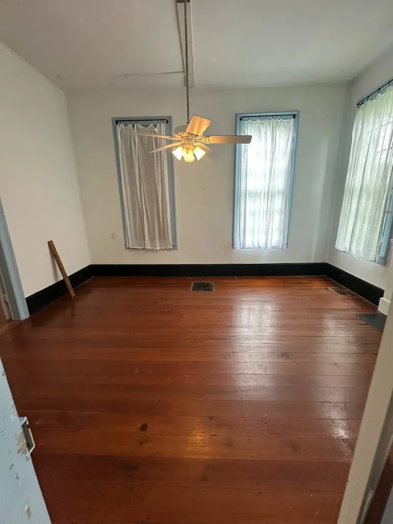 324 Centenary Street Valley Grande AL 36701