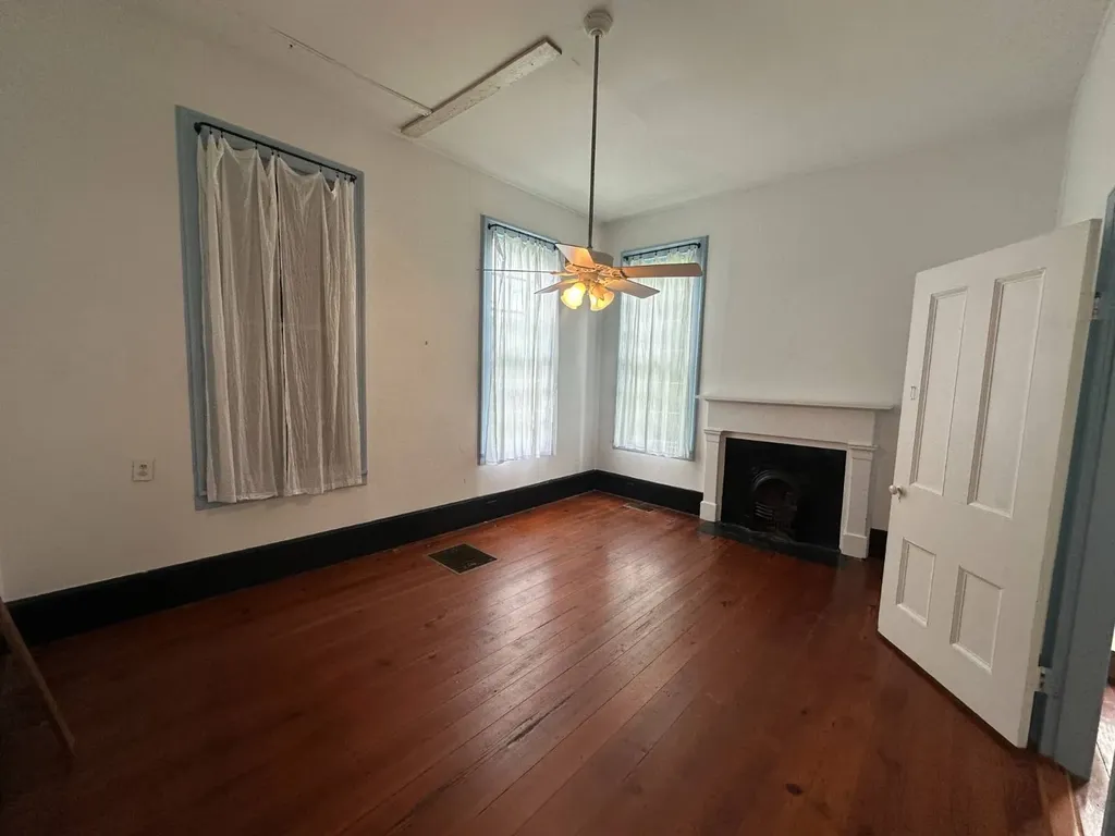 324 Centenary Street Valley Grande AL 36701