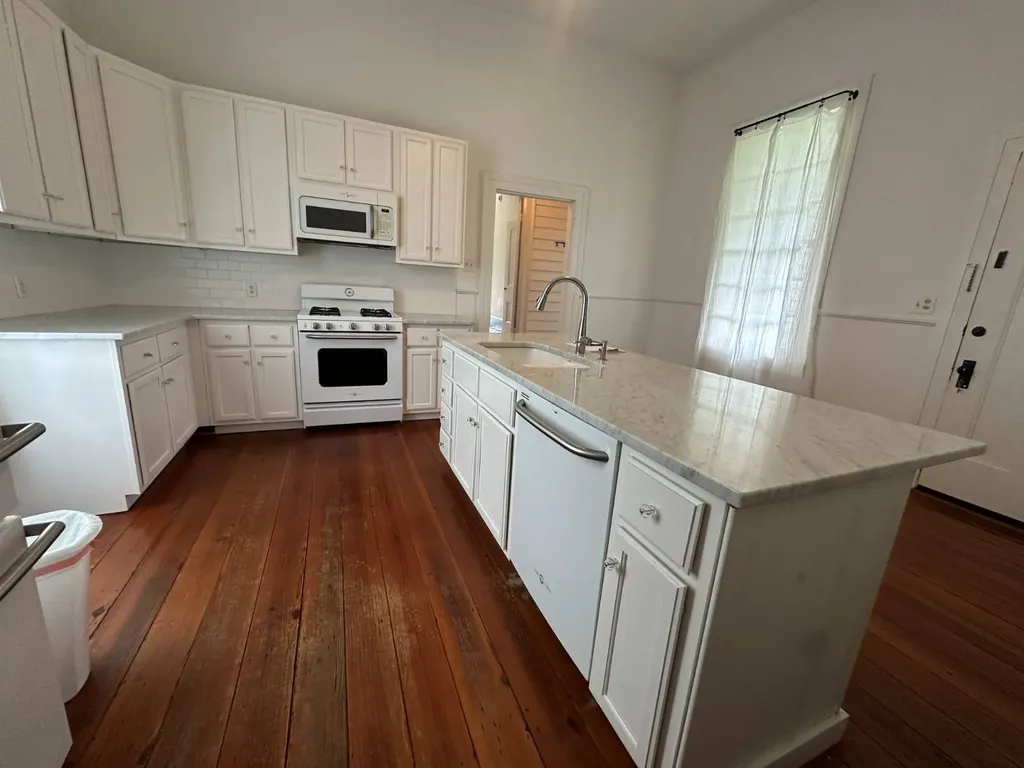 324 Centenary Street Valley Grande AL 36701