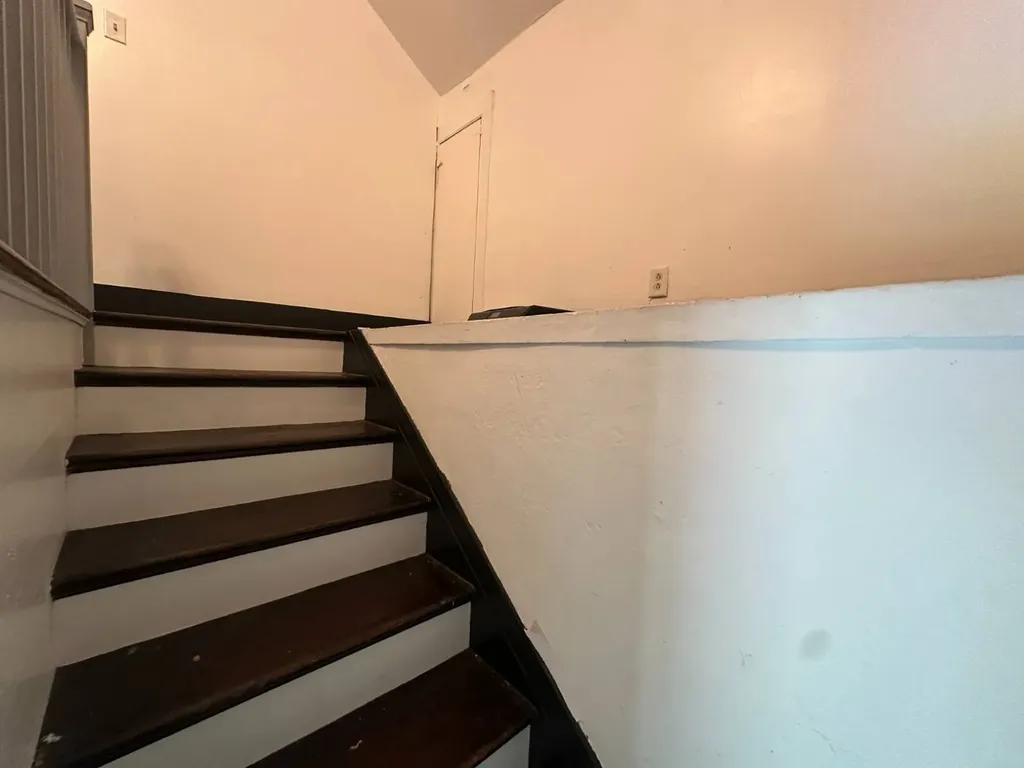 324 Centenary Street Valley Grande AL 36701