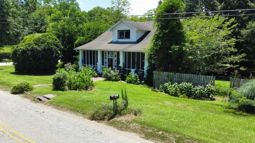 156 Lee Road 175 Salem AL 36874