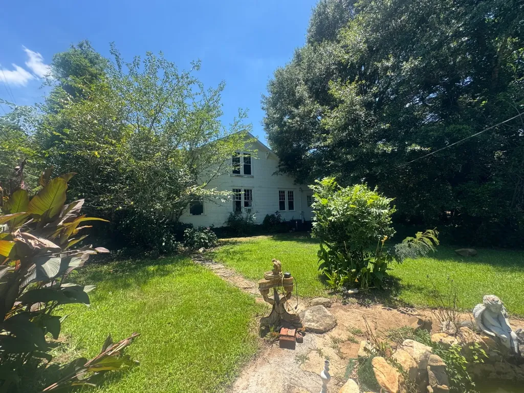 156 Lee Road 175 Salem AL 36874