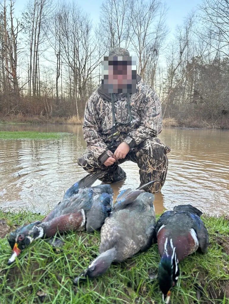 000 Private Road Berry Road Valley Grande AL 36701