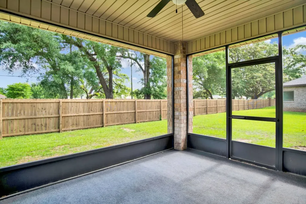1468 Surrey Loop Foley AL 36535