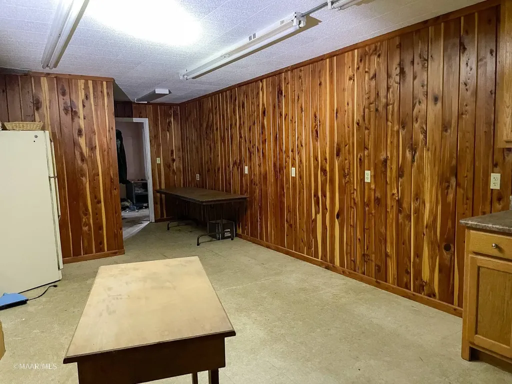 160 N. Jackson Street Grove Hill AL 36451