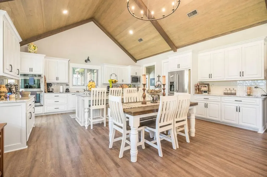 6103 County Road 37 South Hope Hull AL 36043