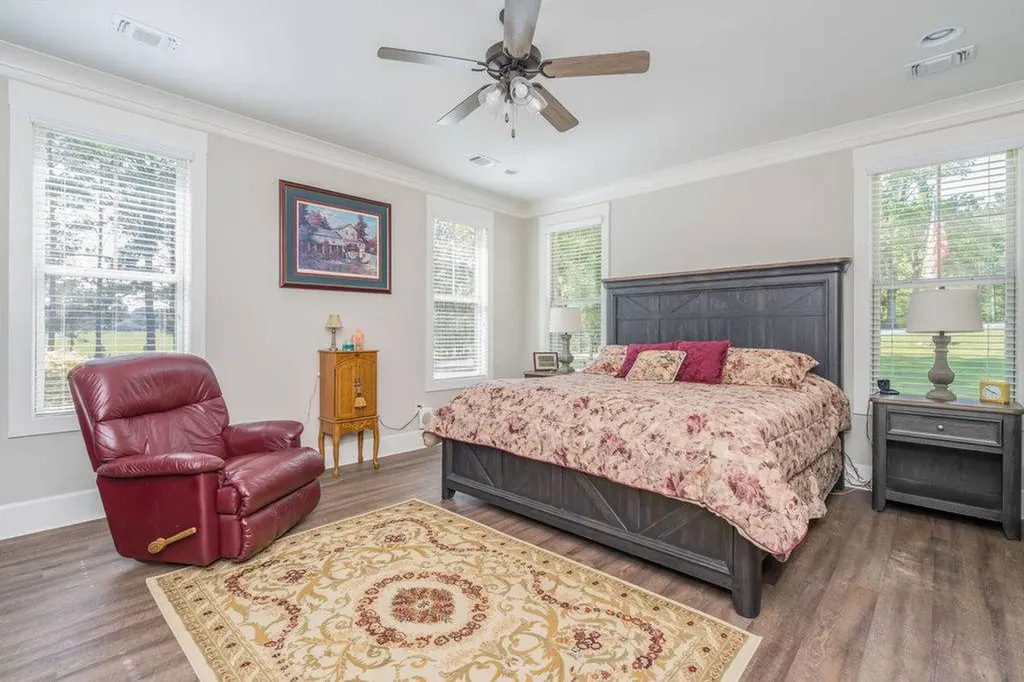 6103 County Road 37 South Hope Hull AL 36043