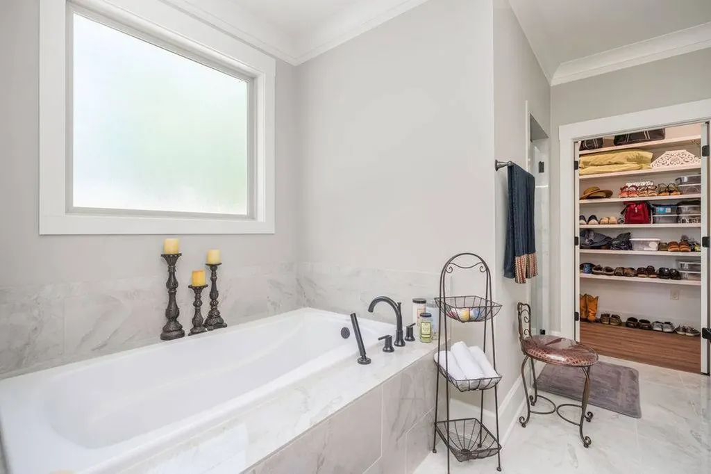 6103 County Road 37 South Hope Hull AL 36043