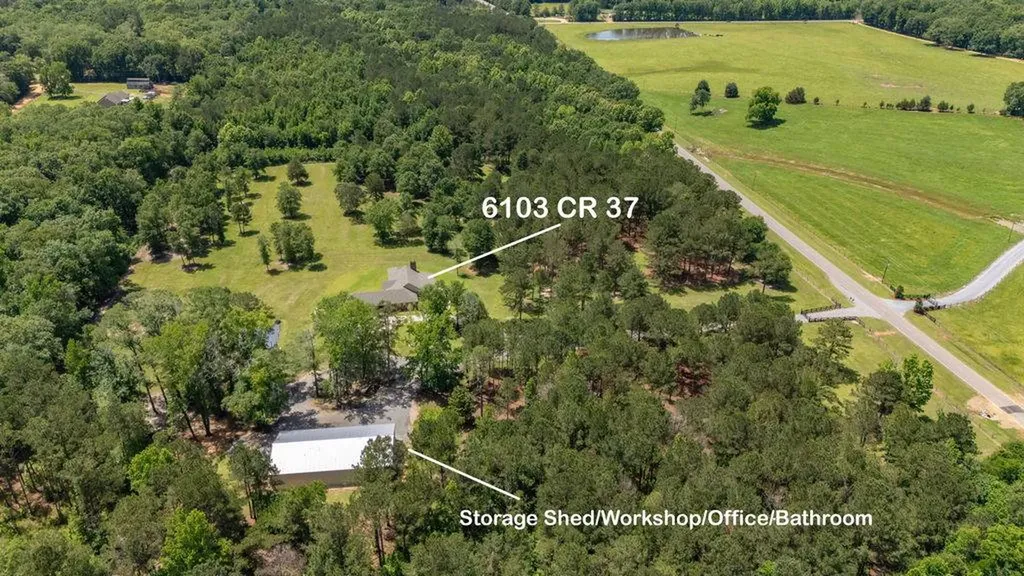 6103 County Road 37 South Hope Hull AL 36043