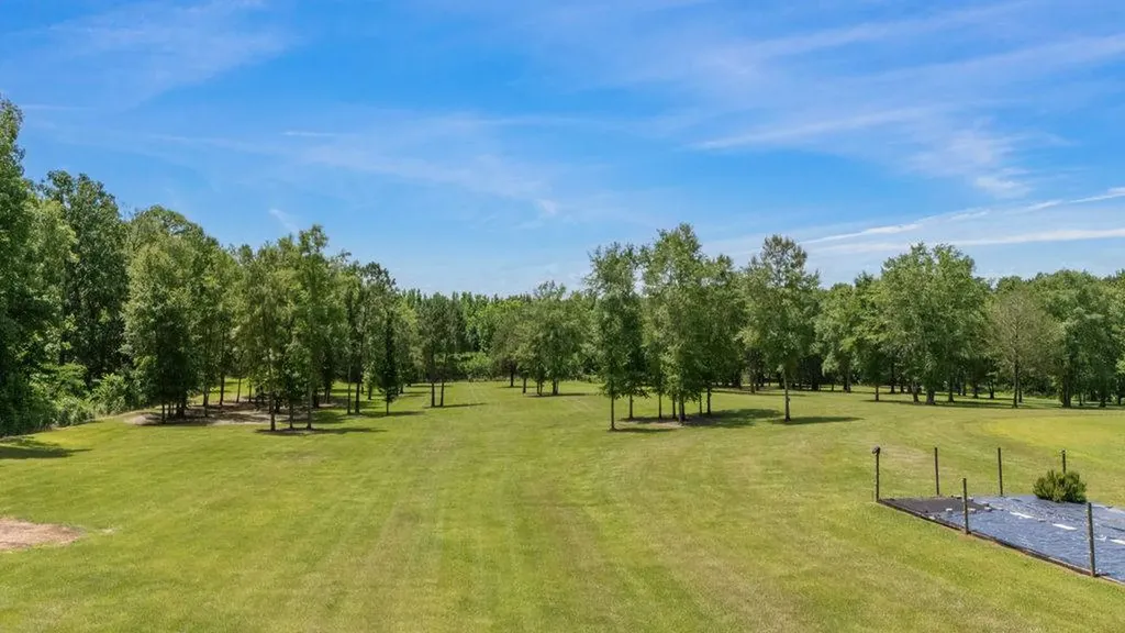 6103 County Road 37 South Hope Hull AL 36043