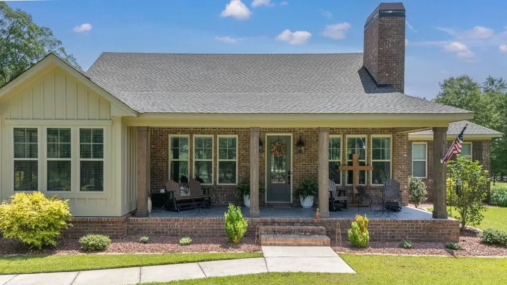 6103 County Road 37 South Hope Hull AL 36043