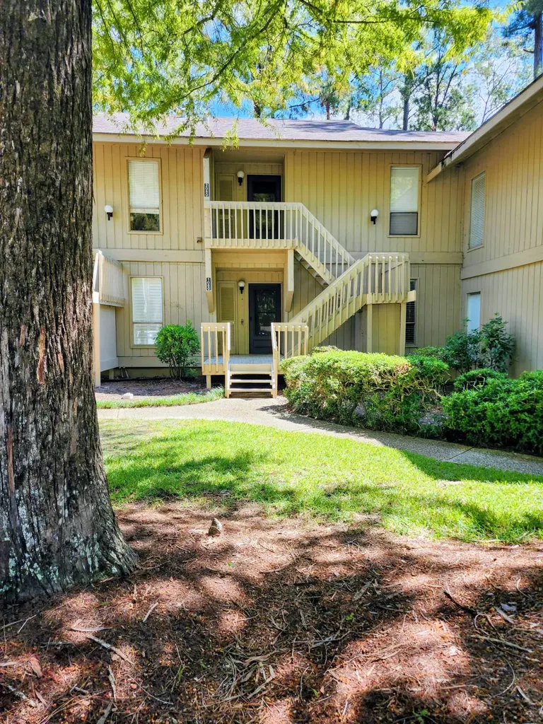 1080 Sea Cliff Drive N. Daphne AL 36526