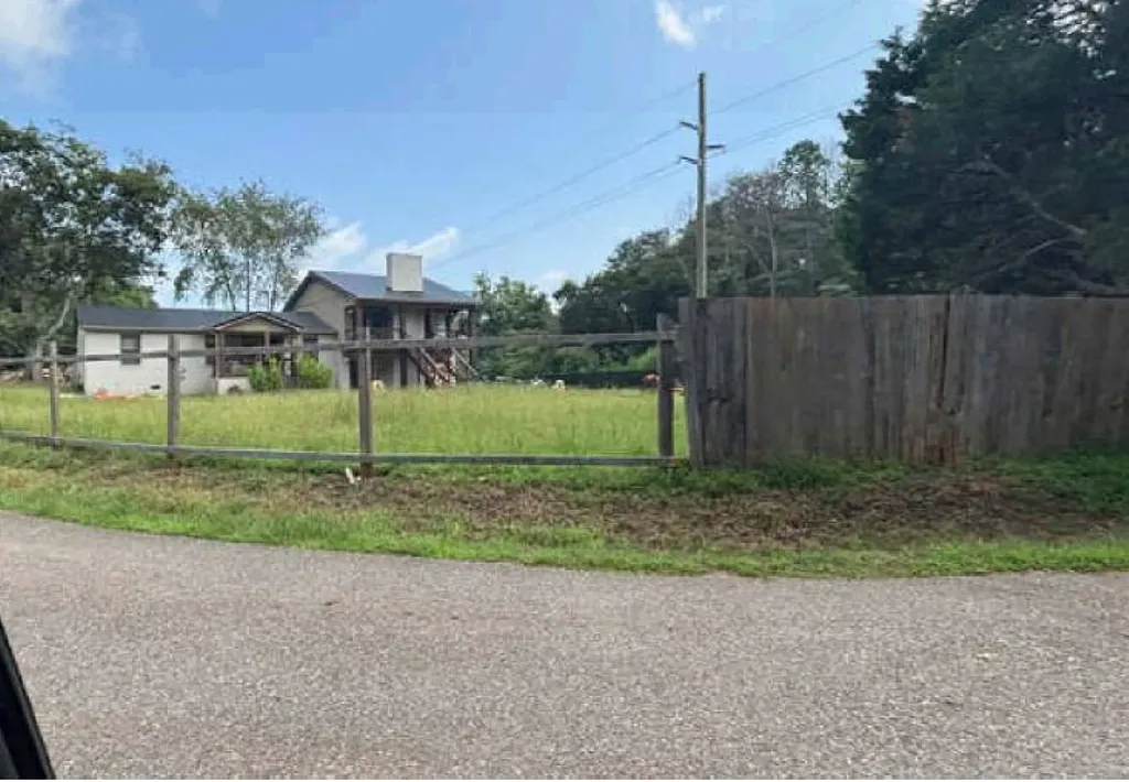 501 E 49th Street Anniston AL 36206