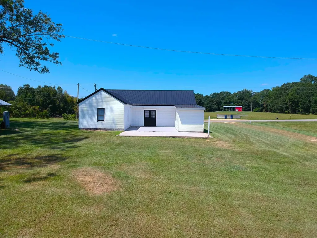 2010 Campground Church Road Luverne AL 36049