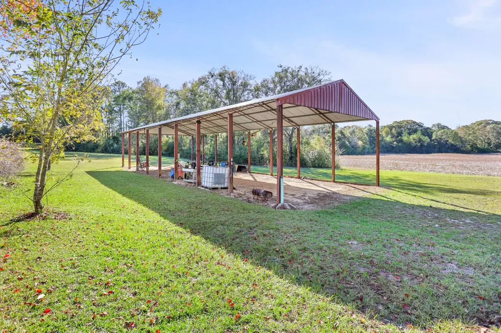 30 County Road 41 Clio AL 36017