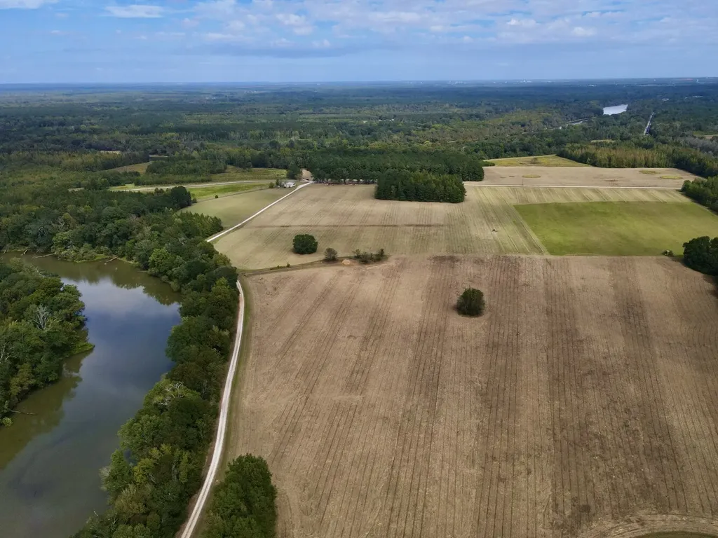 0 Upper Hull Road Moundville AL 35474