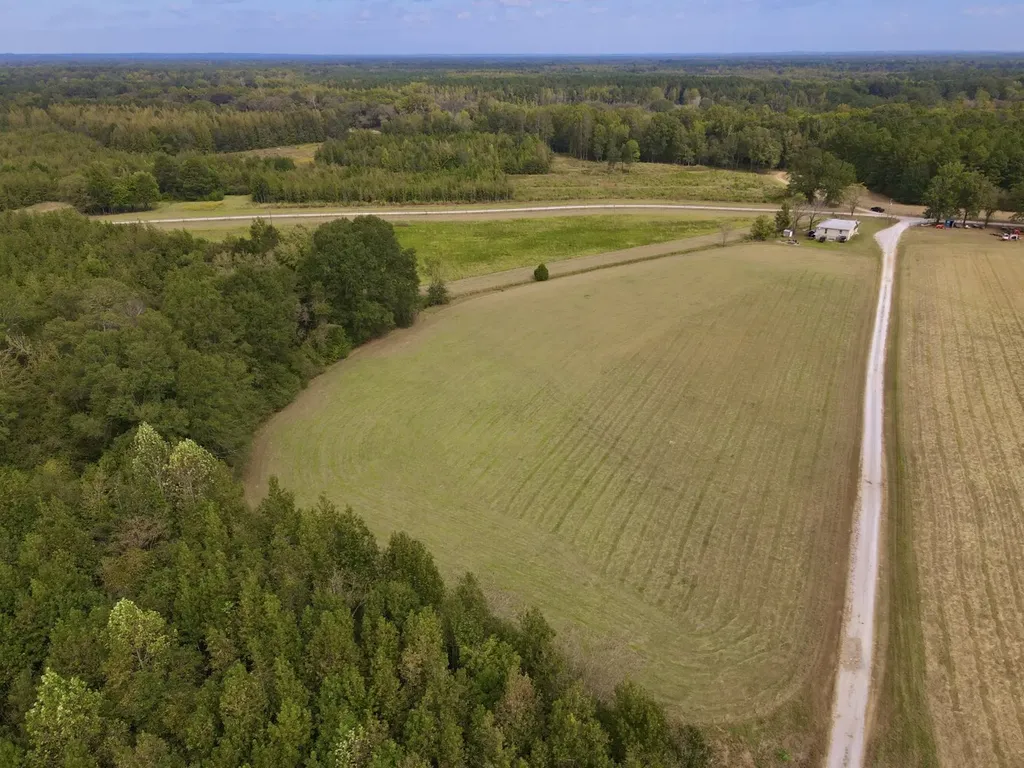 0 Upper Hull Road Moundville AL 35474
