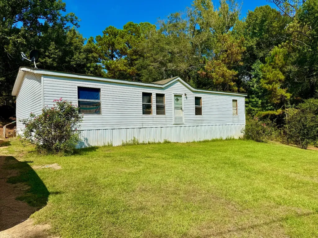 295 Haddox Drive Pine Hill AL 36769