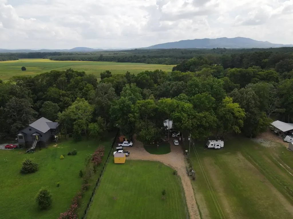 785 Cr 1042 Centre AL 35960