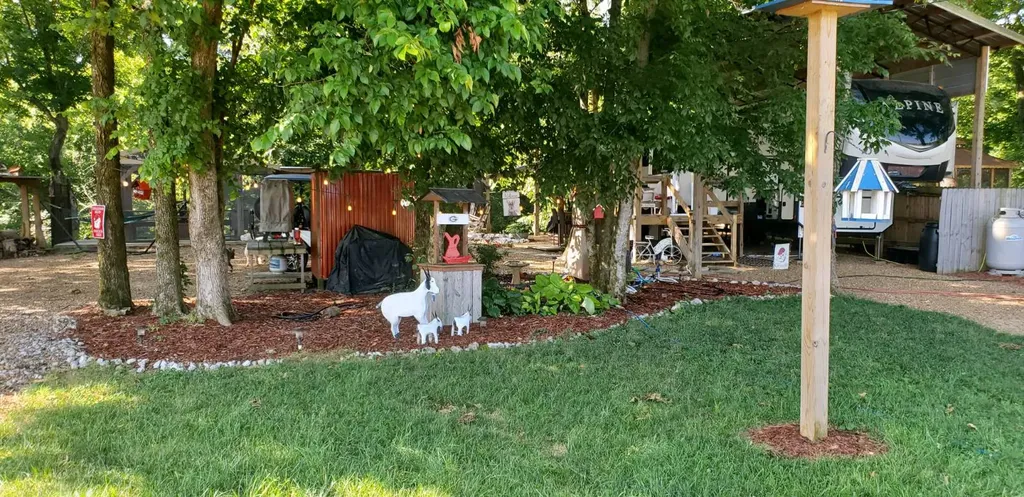 785 Cr 1042 Centre AL 35960