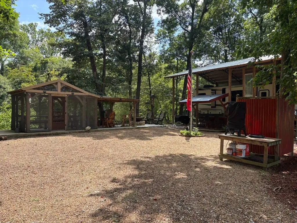 785 Cr 1042 Centre AL 35960