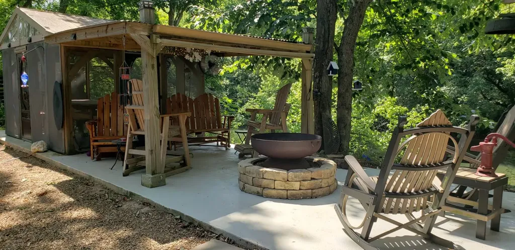 785 Cr 1042 Centre AL 35960