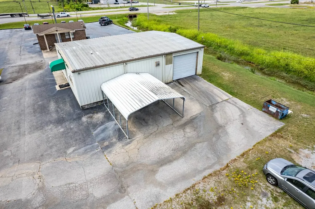 3420 Highway 31 S Decatur AL 35603