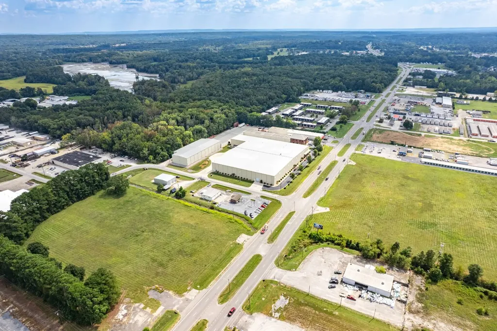 3420 Highway 31 S Decatur AL 35603