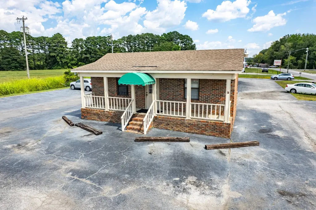3420 Highway 31 S Decatur AL 35603