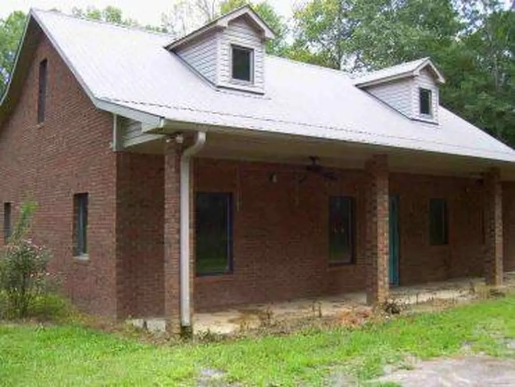 279 Posey Drive Nauvoo AL 35578