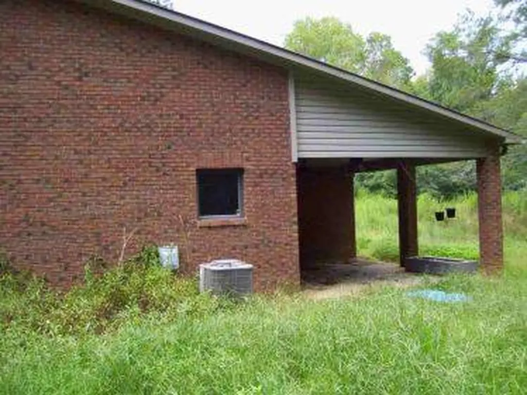 279 Posey Drive Nauvoo AL 35578