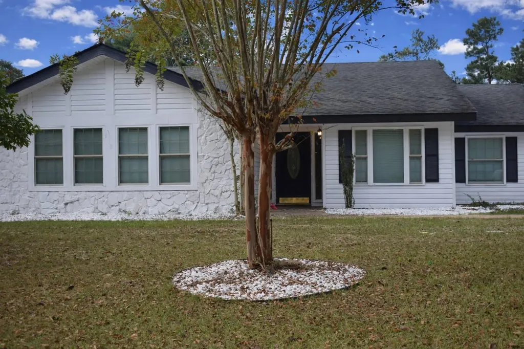 7010 Highway 50 Dadeville AL 36853