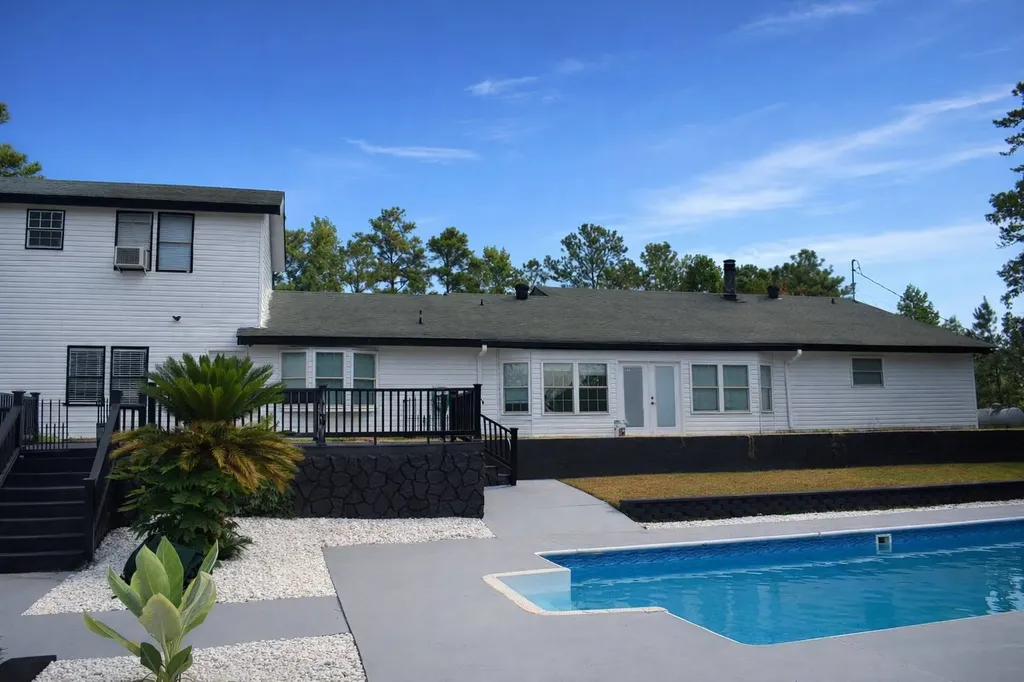 7010 Highway 50 Dadeville AL 36853