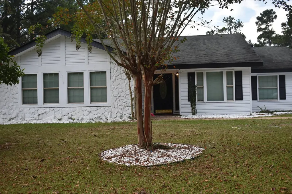 7010 Highway 50 Dadeville AL 36853