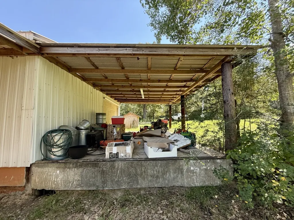 27505 Glass Road Robertsdale AL 36567