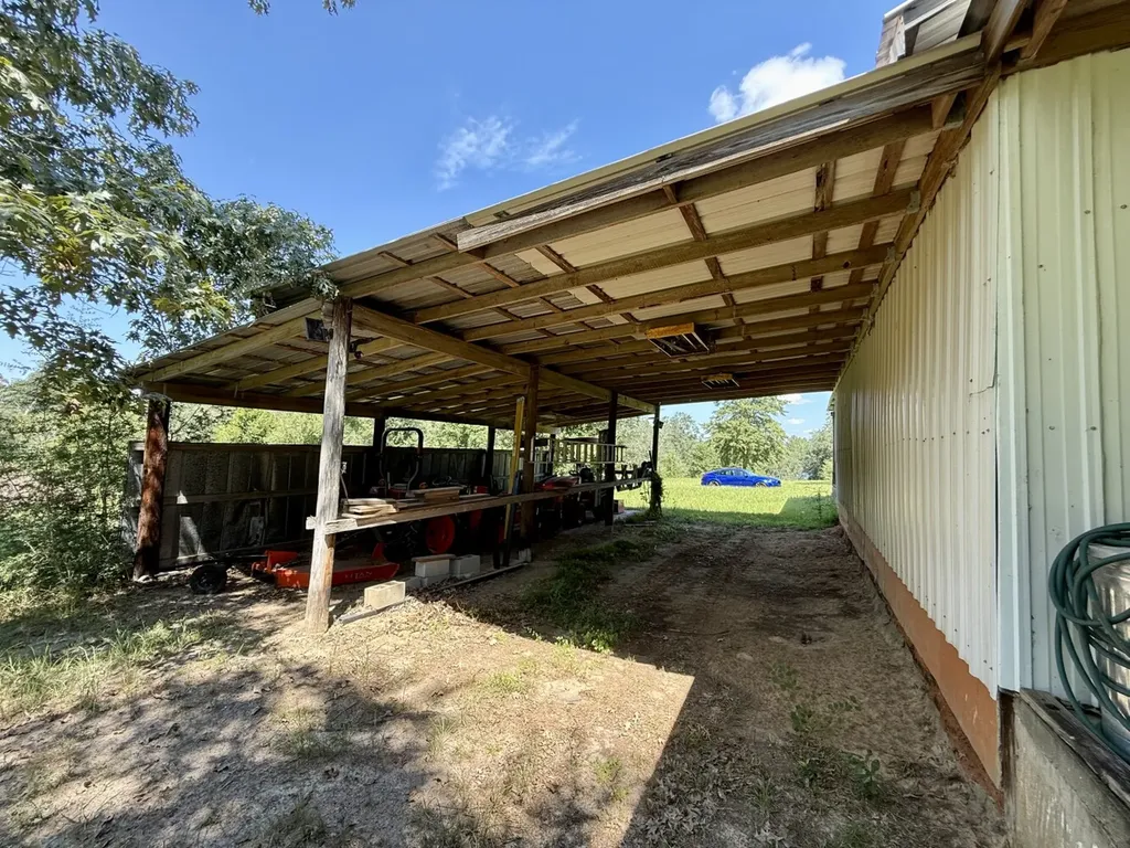 27505 Glass Road Robertsdale AL 36567