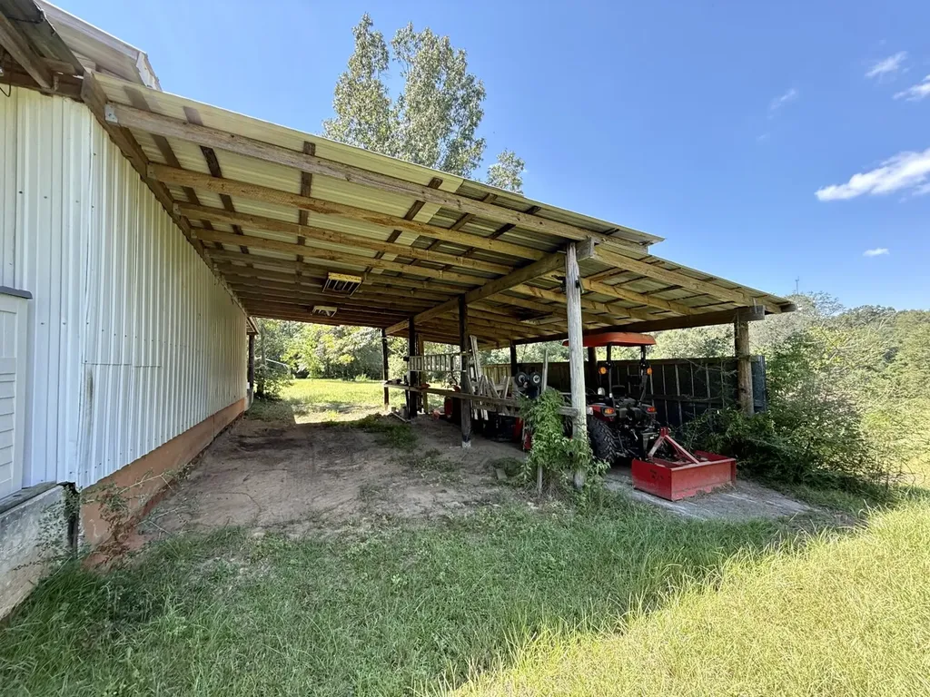 27505 Glass Road Robertsdale AL 36567