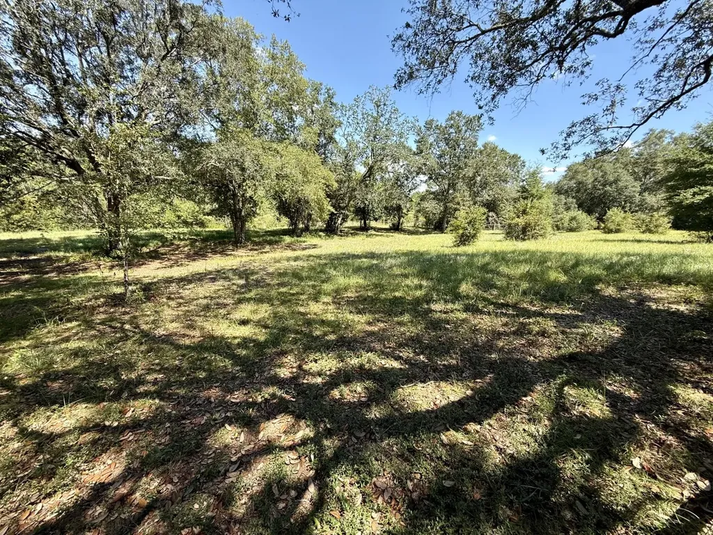 27505 Glass Road Robertsdale AL 36567