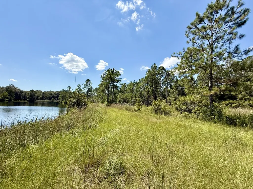 27505 Glass Road Robertsdale AL 36567