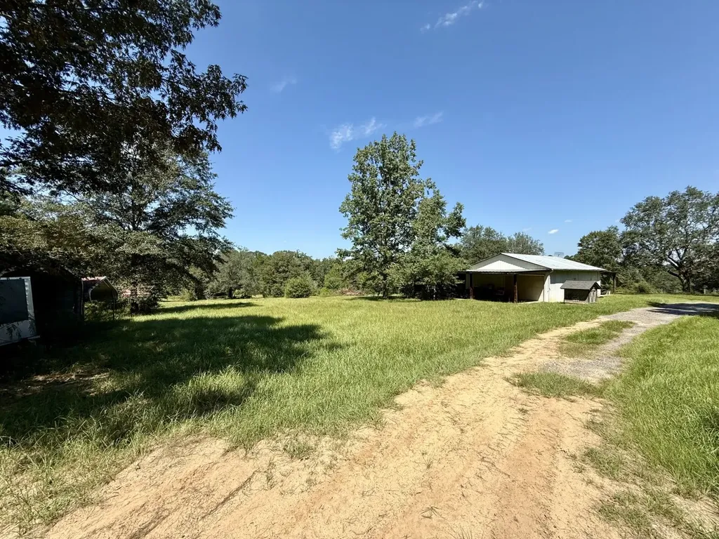 27505 Glass Road Robertsdale AL 36567