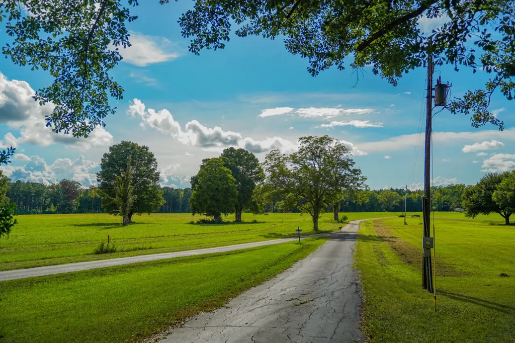 655 Lake Lanier Road Marion Junction AL 36759