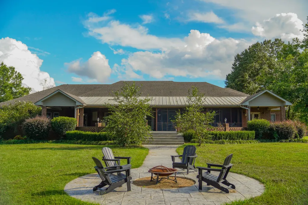 655 Lake Lanier Road Marion Junction AL 36759