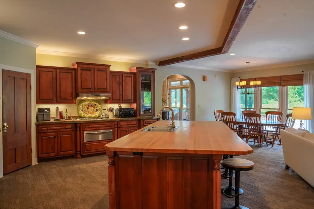 655 Lake Lanier Road Marion Junction AL 36759