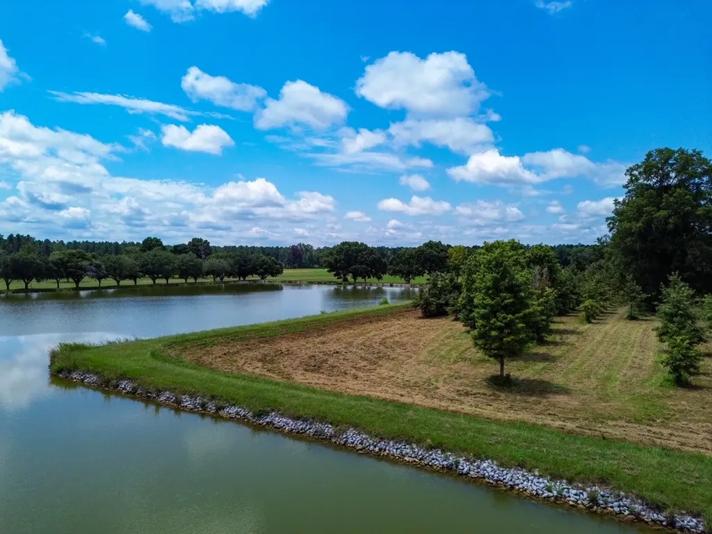 655 Lake Lanier Road Marion Junction AL 36759