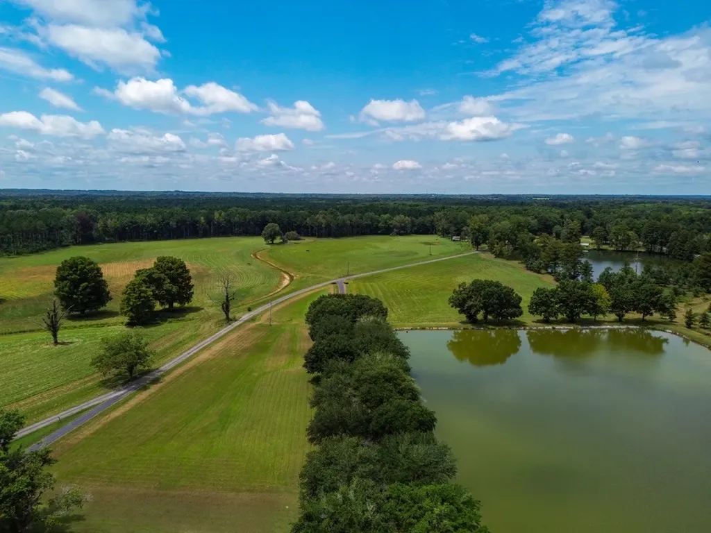 655 Lake Lanier Road Marion Junction AL 36759