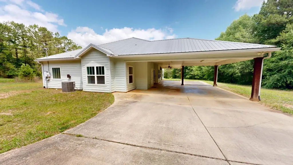 2285 Highway 122 New Brockton AL 36351